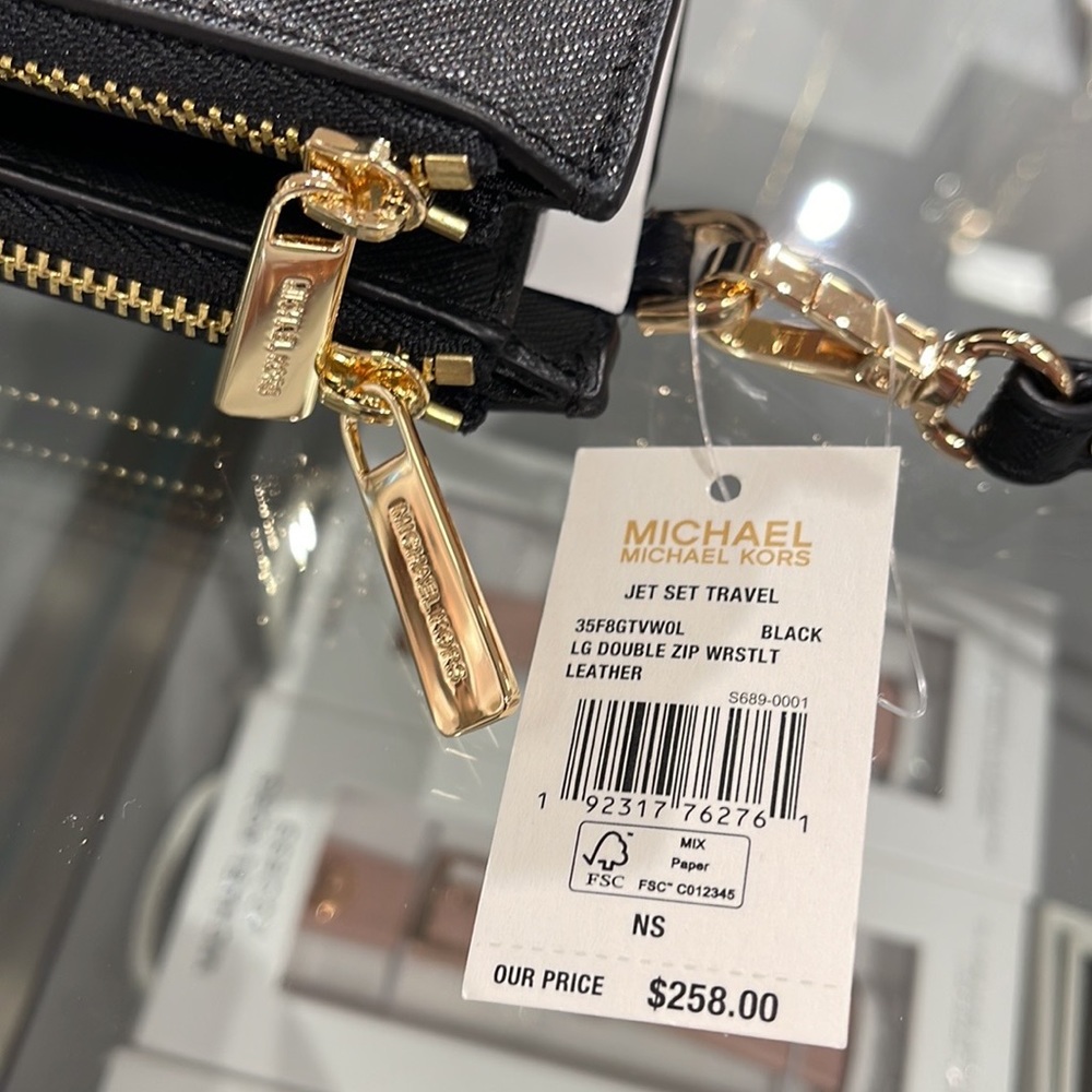 MICHAEL KORS LARGE DOUBLE ZIP WRISTLET WALLET PHONE CASE CLUTCH 
Black - Picture 9 of 16